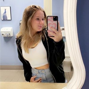 Meet your Posher, Alessandra